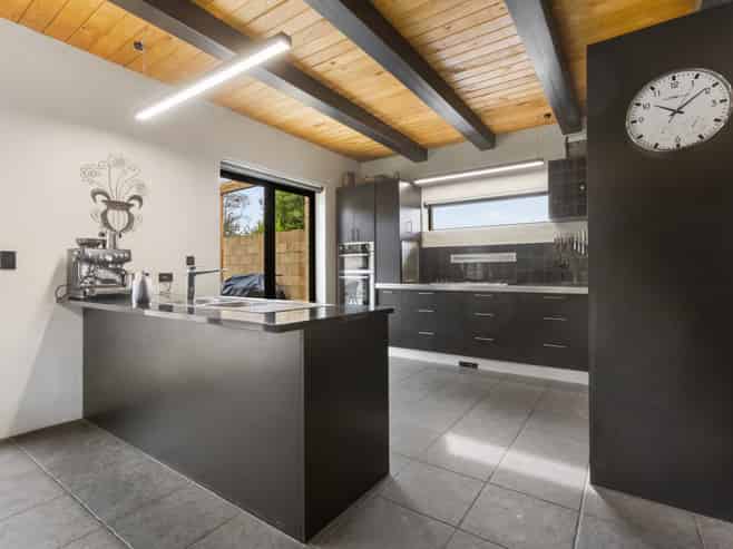 32 Rockhaven, Albert Town