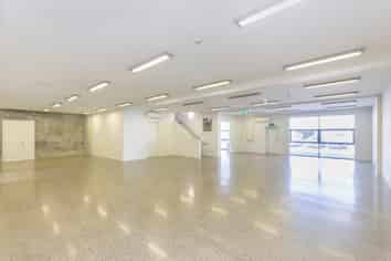 Lavish Office, Showroom & Warehouse 