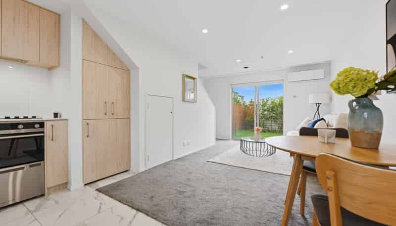 14/42 Kaikoura Street, Henderson