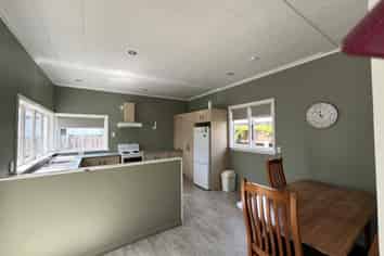 33 Percy Street, Burleigh