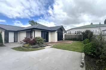 10B Francis, Burleigh
