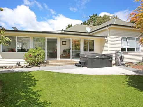 700 Paparata Road, Bombay