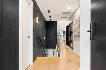 16 Skulander Crescent, Millwater