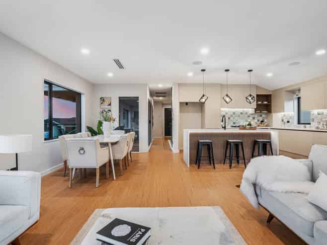 16 Skulander Crescent, Millwater