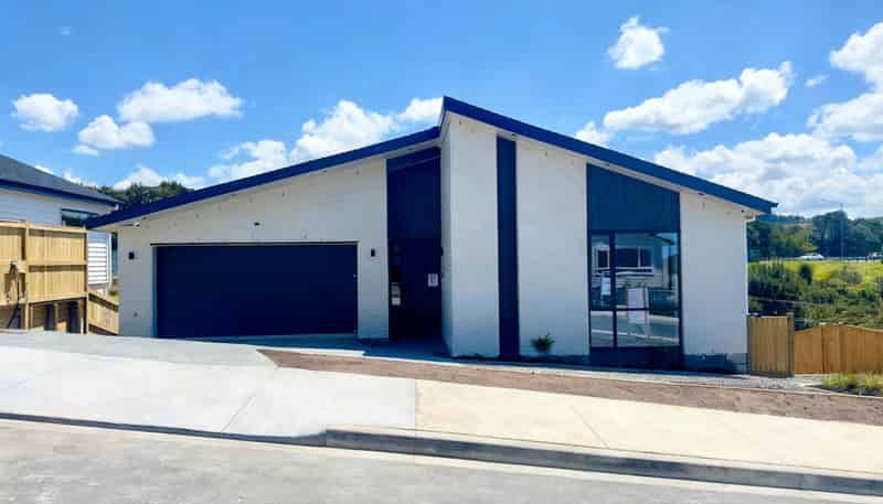 16 Skulander Crescent, Millwater