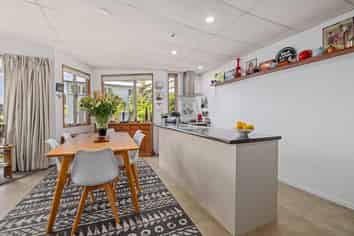 15D Greys Lane, Paihia