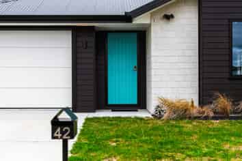 42 Maunganamu Drive, Wharewaka