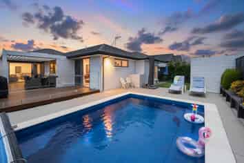 114 Coast Boulevard, Papamoa
