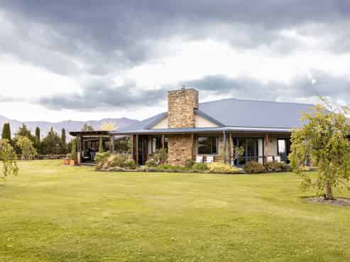 18 Airport Road, Omarama