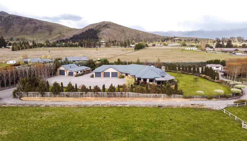 18 Airport Road, Omarama