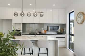 Lot 2/1 Amberley Ave, Te Atatu South