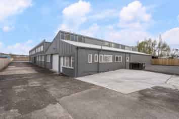 Affordable and tidy with huge yard