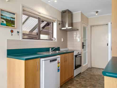 5 Alpha Avenue, Coastlands