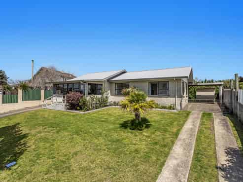 5 Alpha Avenue, Coastlands