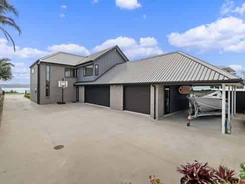 235 One Tree Point Road, One Tree Point