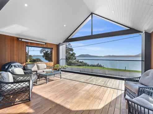 235 One Tree Point Road, One Tree Point