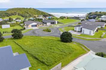 2 Ambergris Place, Baylys Beach