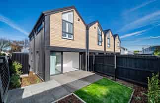 D/8 Champion Street, Edgeware
