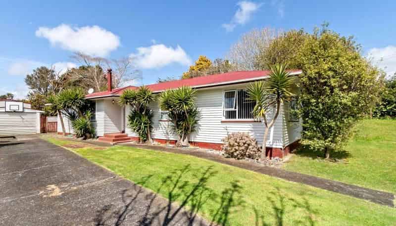 2 Albertson Place, Manurewa