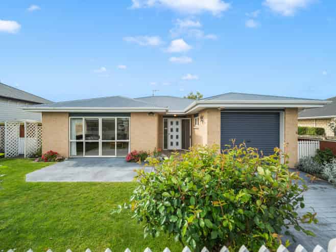 9 Hogg Crescent, Masterton
