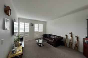16 Charles Heaphy Lane, Stonefields