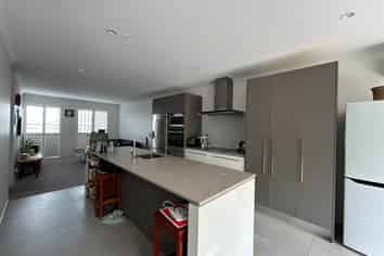 16 Charles Heaphy Lane, Stonefields