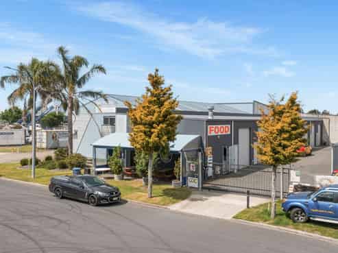 Freehold Lunch Bar/Cafe 