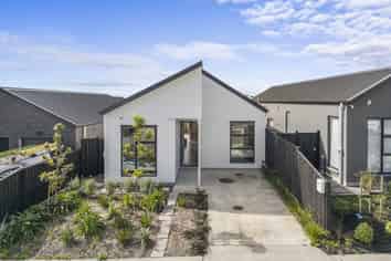 14 Horokaka Street, Massey