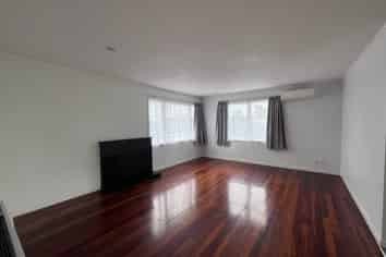 11 Netherton Street, New Windsor