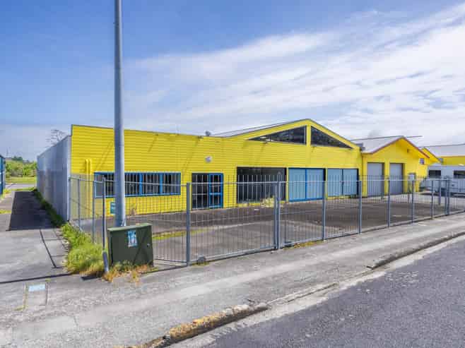 Industrial with scale & exposure