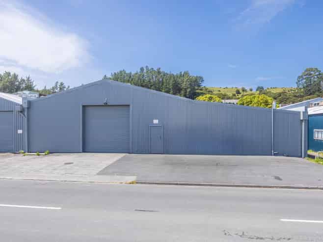 Industrial with scale & exposure