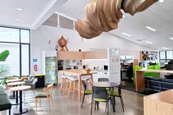 MODERN EDEN TERRACE OFFICE
