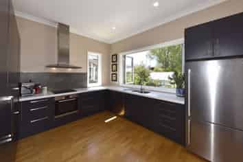 122 Bishop Street, Saint Albans