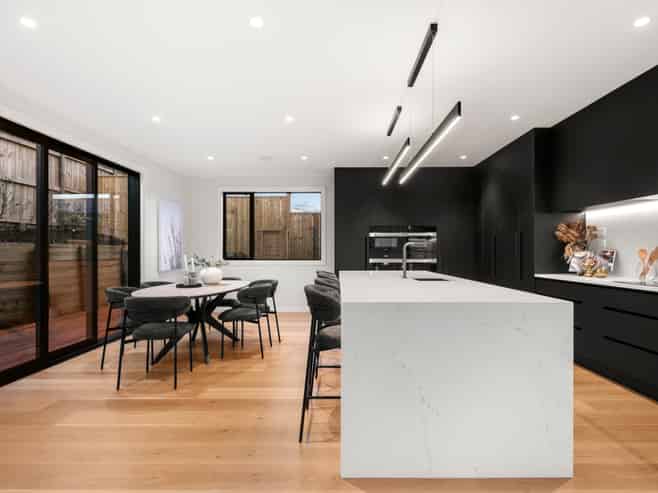 12 Makumaku Place, Long Bay