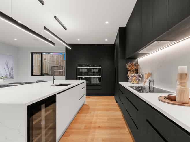 12 Makumaku Place, Long Bay