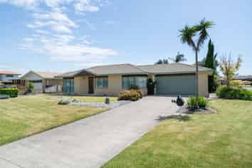 2 James Henry Avenue, Papamoa