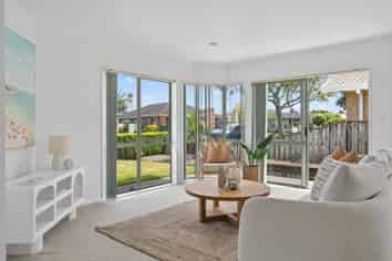 2 James Henry Avenue, Papamoa
