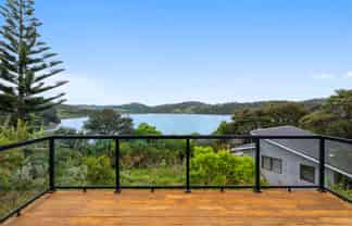23 Ostend Road, Waiheke Island
