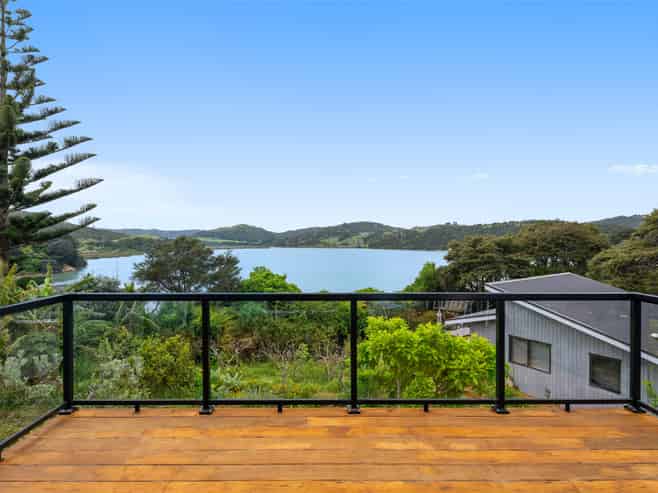 23 Ostend Road, Waiheke Island