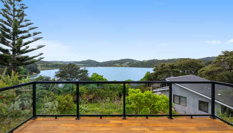 23 Ostend Road, Waiheke Island