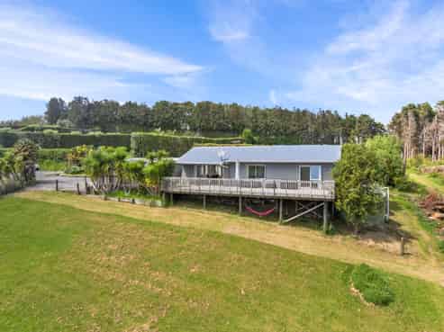 102 Avocado Lane, Mangawhai