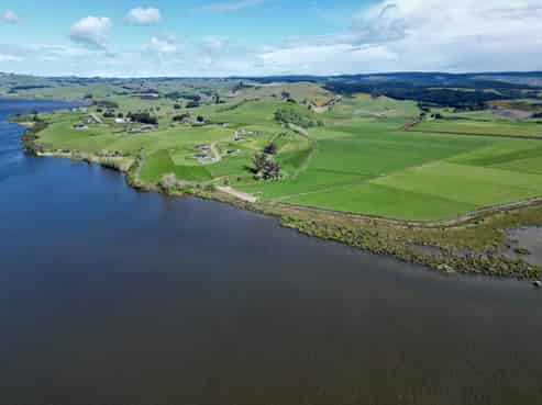 93 Baker Road and Berwick Road, Clarendon