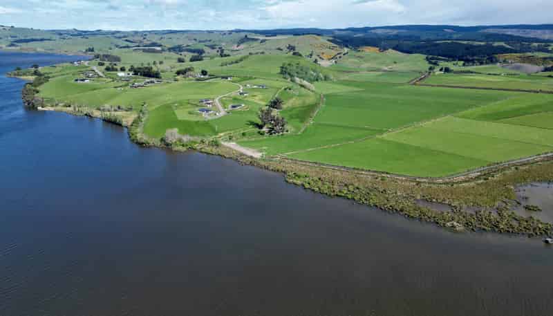 93 Baker Road and Berwick Road, Clarendon
