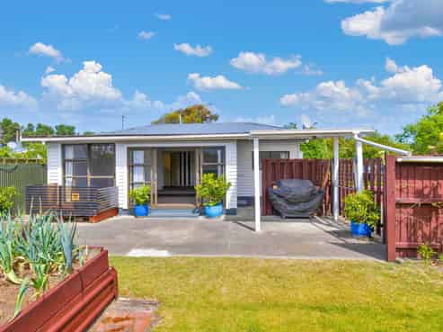 20 Holton Road, Amberley