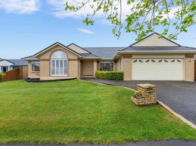102 Golfland Drive, Golflands