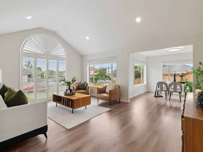 102 Golfland Drive, Golflands