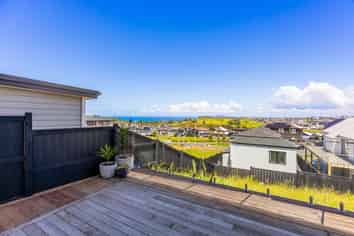 54 Kumukumu Road, Long Bay