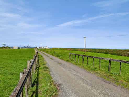 3789 South Road, Opunake