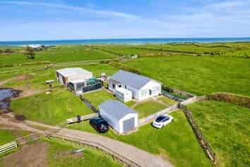 3789 South Road, Opunake