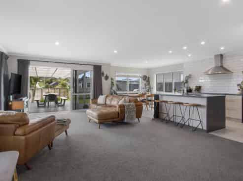 7 Seafoam Place, Waihi Beach